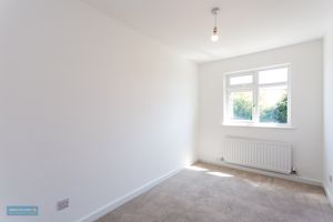 Bedroom- click for photo gallery